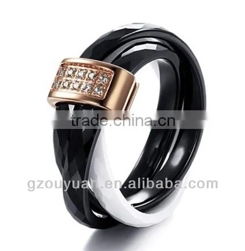 Women's Black and White Ceramic Ring Set with Diamonds
