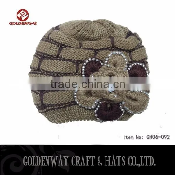 Hot Selling Women Knitted Beanie with Big Flower