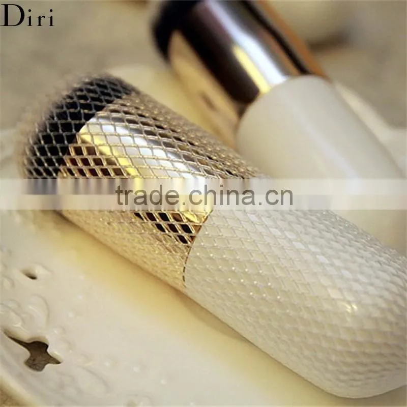 Short flat top cosmetic accessories makeup tools foundation brush