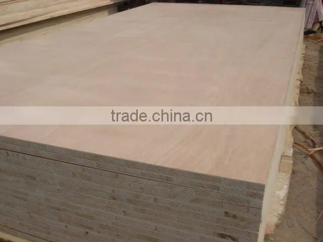 A grade pine core BlockBoard