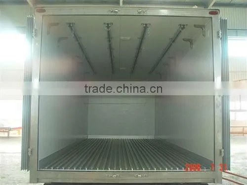 semi-trailer refrigerator truck