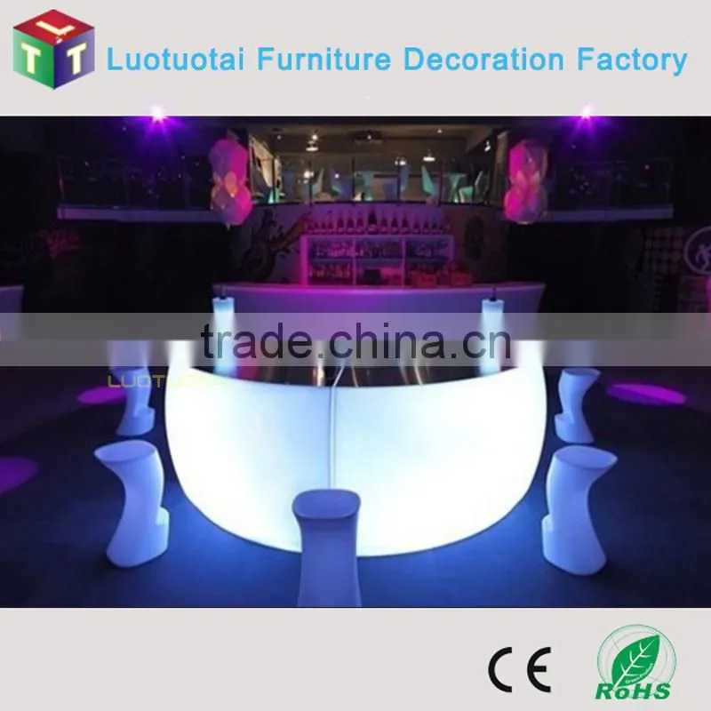 In stocks--2015 Hot sales event nightclub LED Round snake Bar Counter