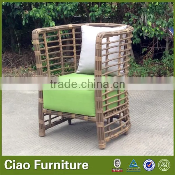 Arabic style round wicker outdoor crystal coffee table set
