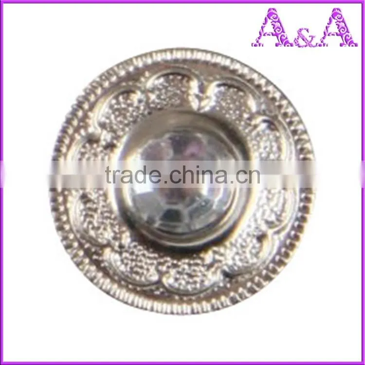 Classic Pretty jeans button with black stone