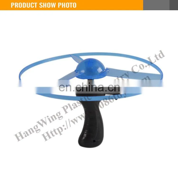 Funny 25CM pull line flying UFO with light pull string flying toy