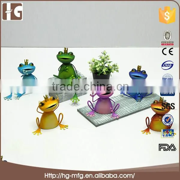 Home decoration frog shape 19x11x18.5CMH iron cast ornaments