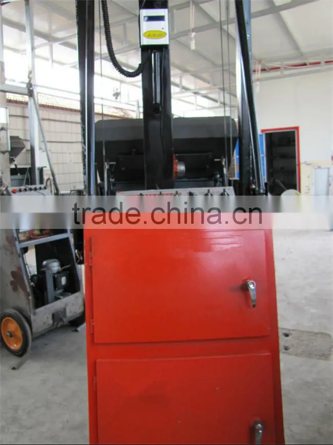 Automatic exterior wall plastering machine/rendering machine/wall screeding machine