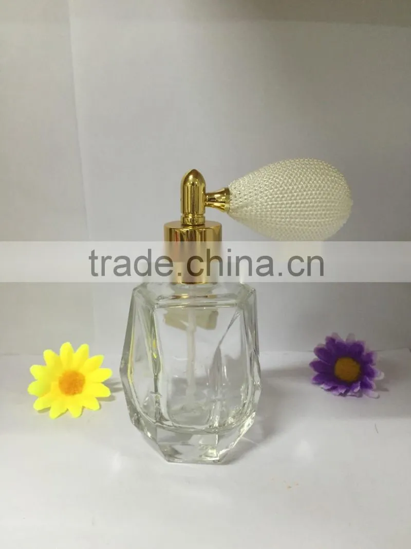 Perfume atomizer with bottle