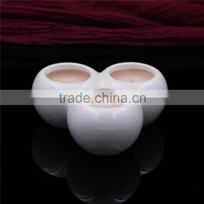three heads soy wax scented candle in white pottery cerammic jars