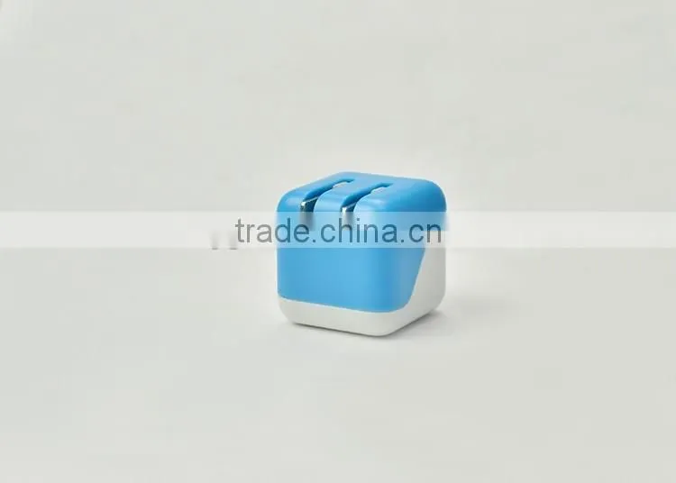 Eu And Usa Plug Colorful Mobile Phone 5v 2.1a Dual Usb Wall Charger