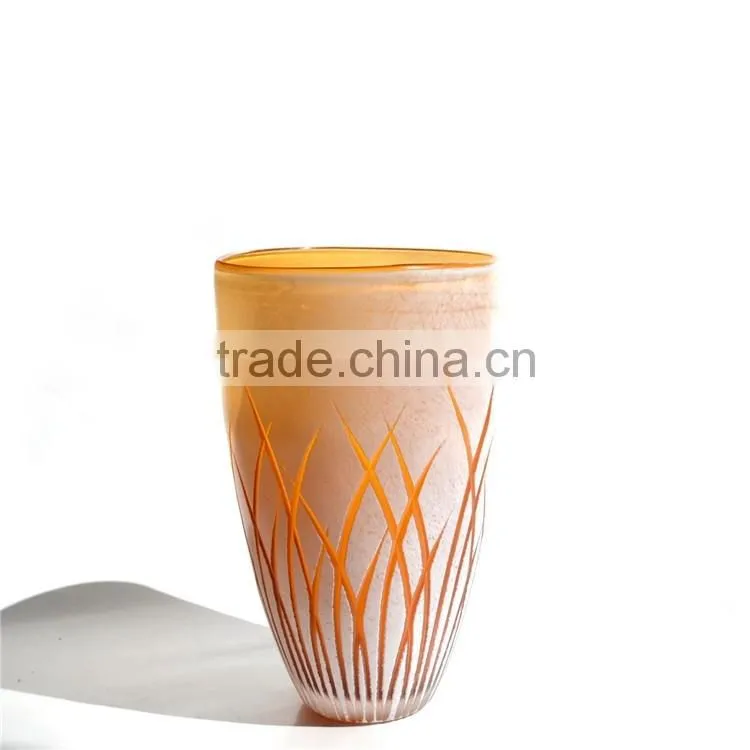 Wholesale Handmade Art Work Carving Glass Crafts Vase Bottle Home Decor