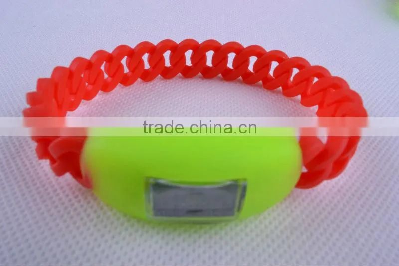 New sports silicone watch led watch trendy digital twist watch