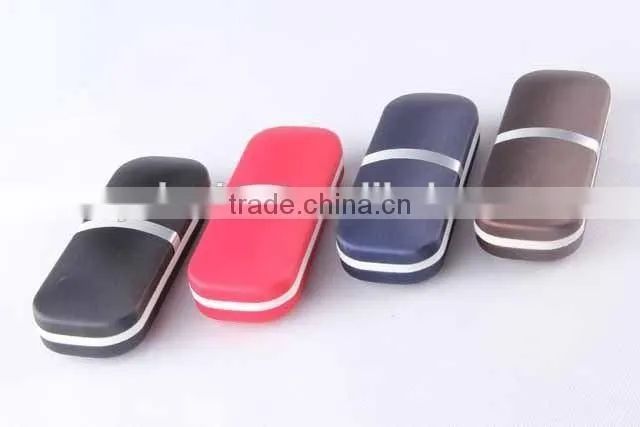 Plastic glasses box with metal strip and magnet PU glasses case