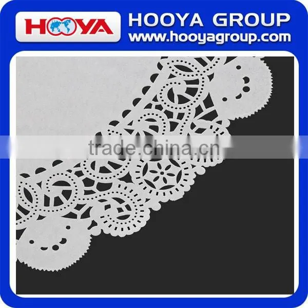 24PCS Dia. 32cm White Round Disposable Lace Paper Doilies Cake Placemats Crafting Coaster of Tableware Decoration