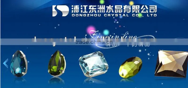 charming crystal earing pendant