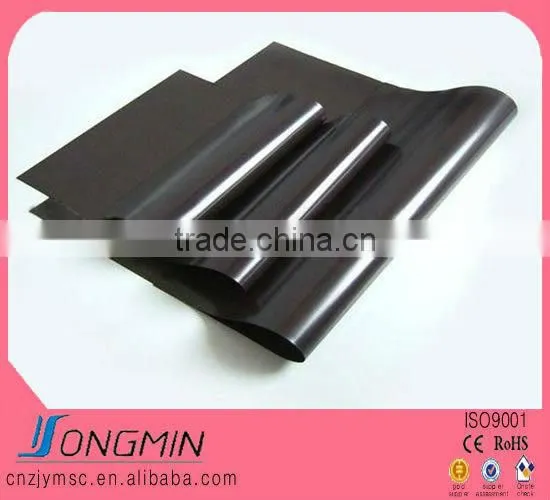 Isotropic flexible soft magnetic rubber sheet