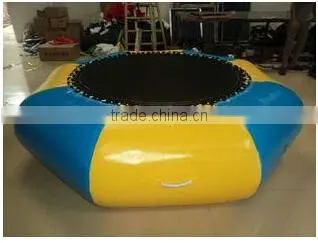 round Commercial grade on water games inflatable trampoline