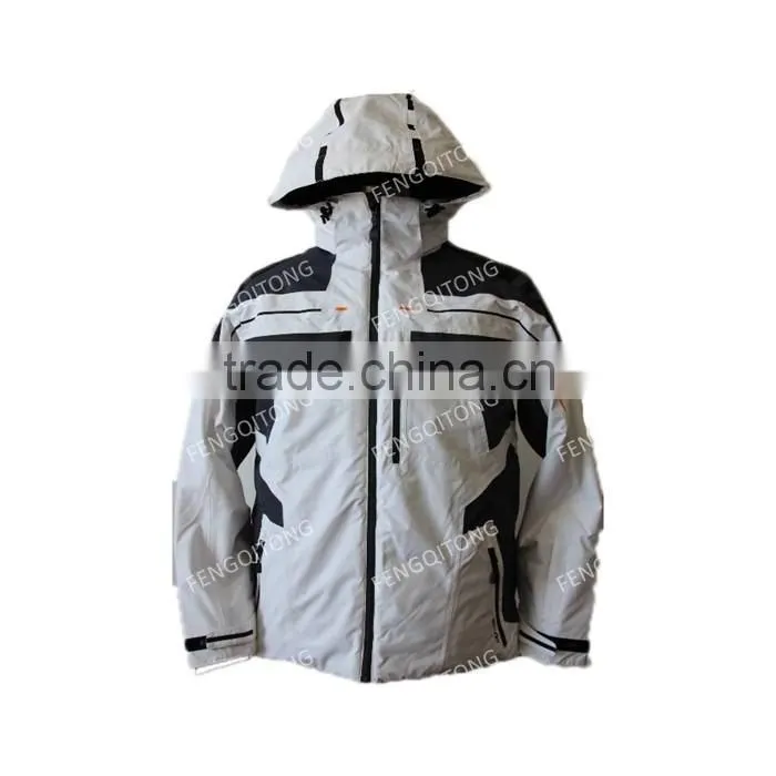China OEM Snow Wear Windrproof Ski Jackets