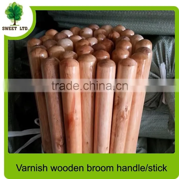 2016 wholesales varnished wooden mop handle / wooden broom handle with Italian screw