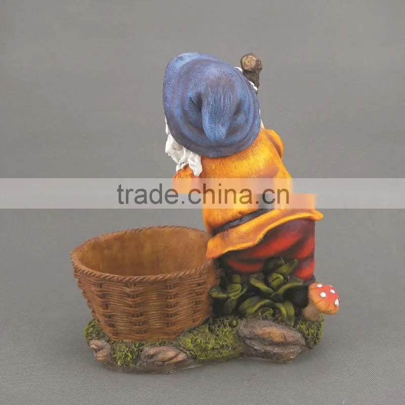 Polyresin Garden Dwarfs