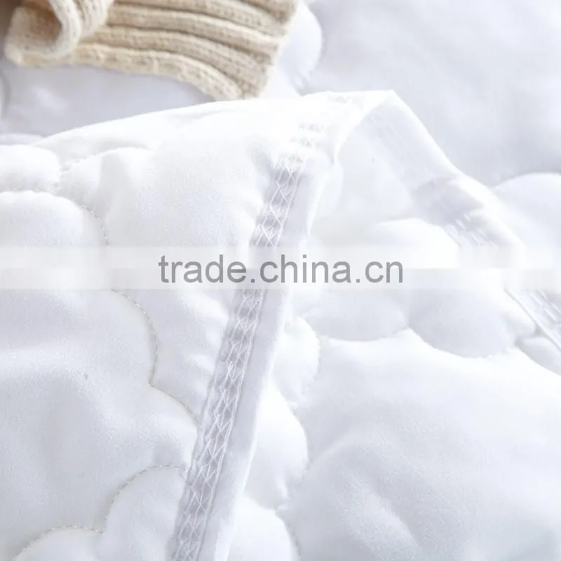 Alibaba supplier high end waterproof mattress protector mattress cover