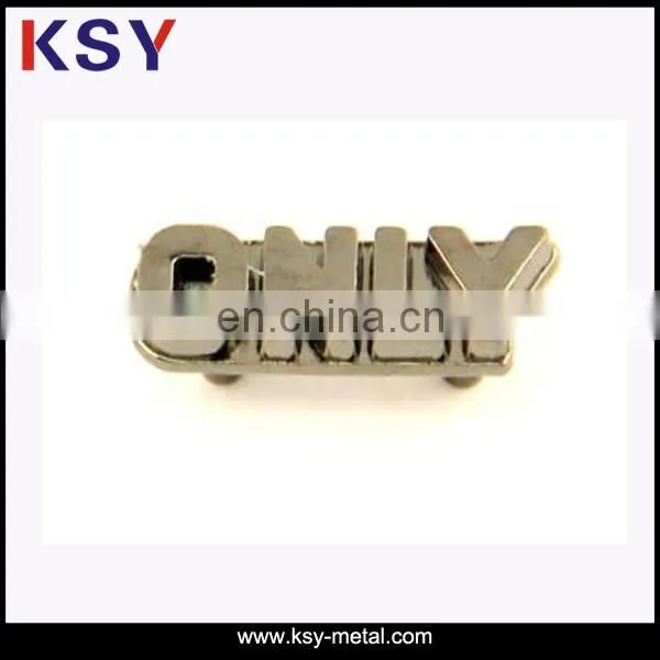 Letter cheap custom metal labels for handbag/garment
