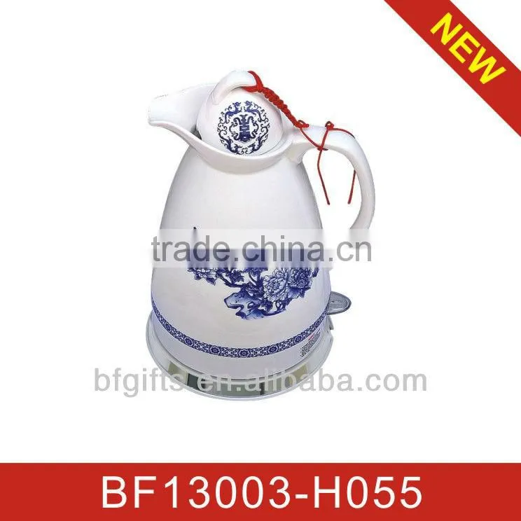 cordless ceramic kettle boiling water