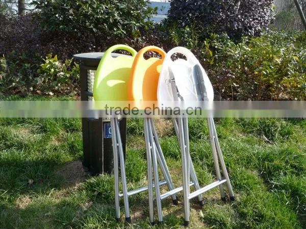 Triangle Shape Metal Leg Folding Stool With Handle