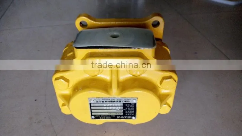 PC220-8 6754-71-1012 oil pump