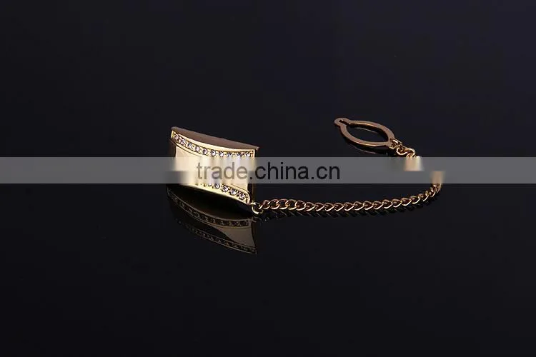 Wholesale fashion gold lapel pins with chain