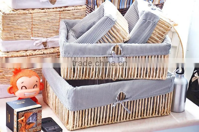 Cheap baskets simple clean usful woven baskets