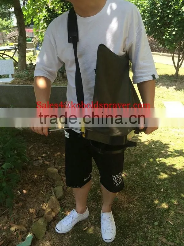 (WSP-08)KOBOLD walk behind manual salt spreader