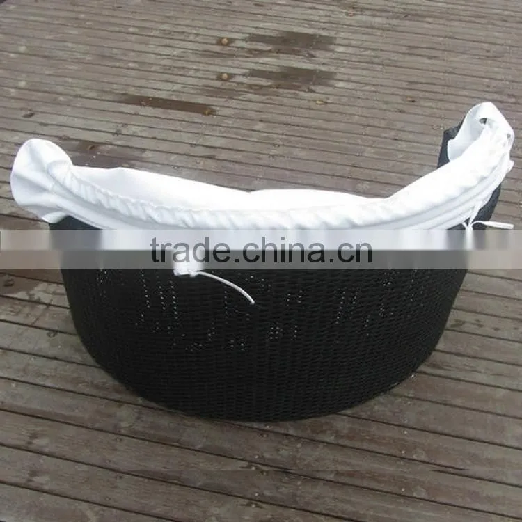 Pet furniture all weather black wicker woven luxury pet bed with canopy