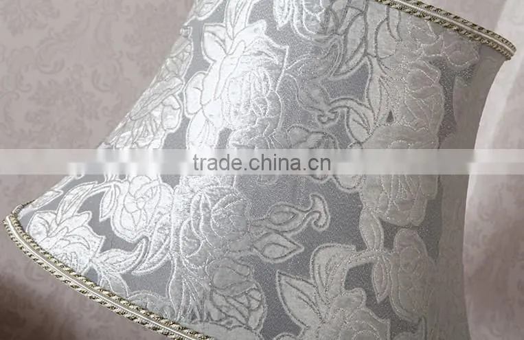 Living room bedroom lamp flower pattern glass and crystal table lamp with lampshade