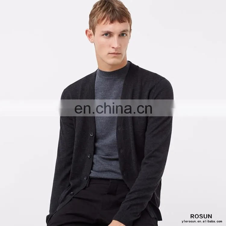 Black Knitwear as long sleeve autumn jumper Cardigan of men sweater 2017