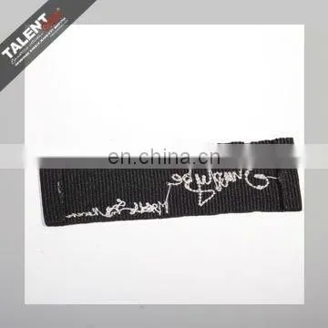 custom Fashion design embroidery woven label for garment