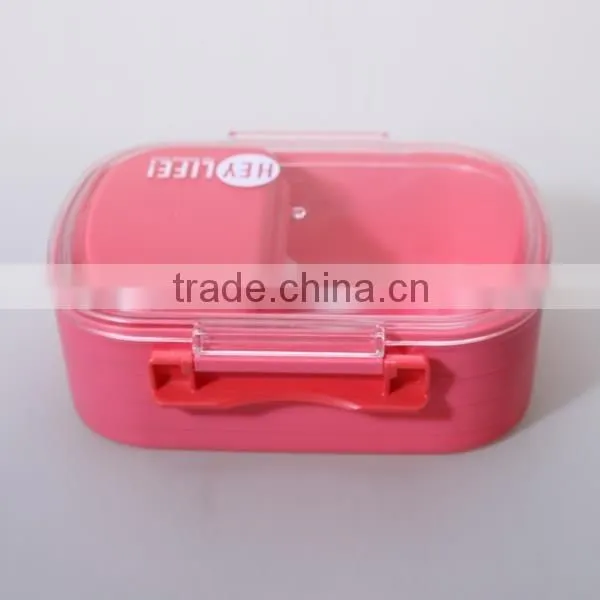 PP The large capacity plastic students lunch box with spoon