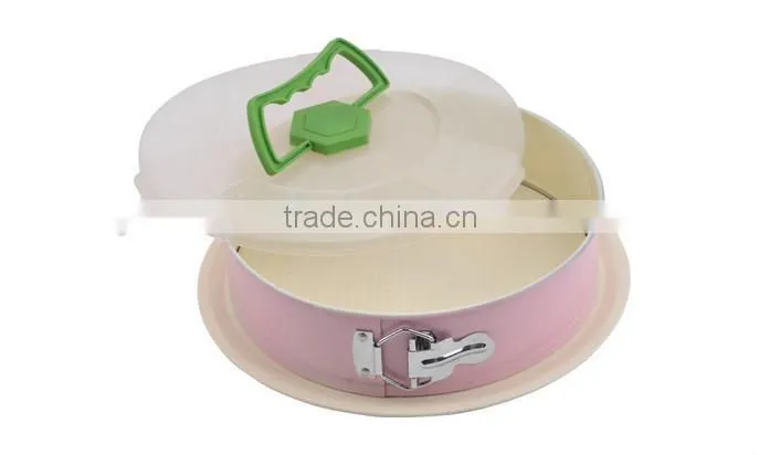 carbon steel spring form with silicone lid