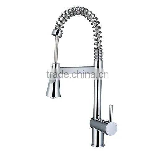 Durable retractable kitchen faucet modern design