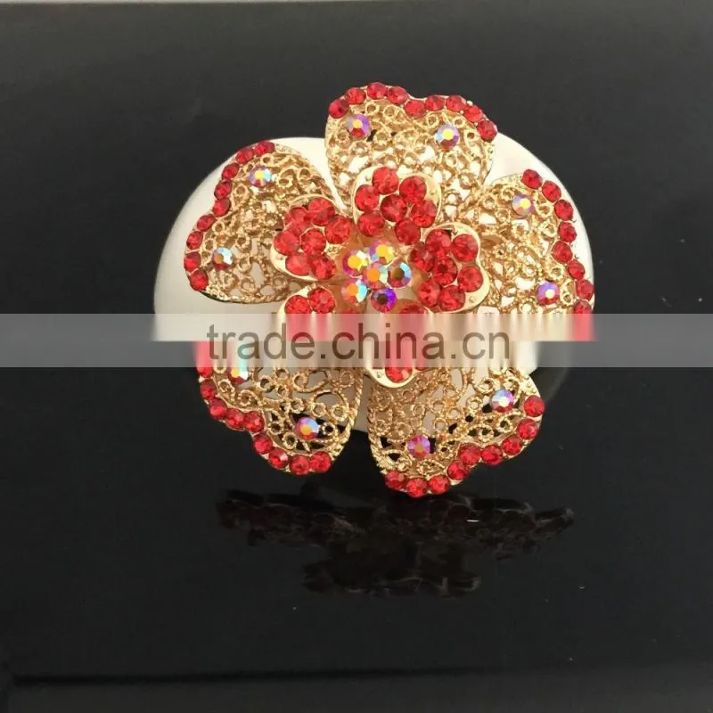 Metal Flower AB Rhinestone Brooch Pin,Color Rhinestone Brooches And Pins For Wedding Imitation