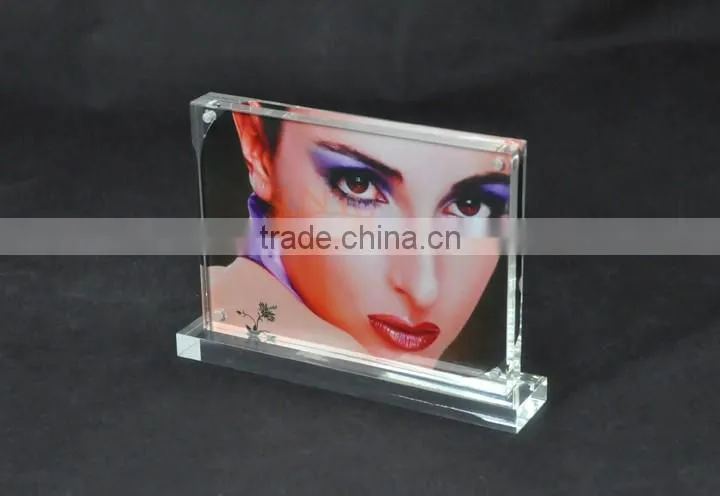 Customized perspex photo frame,DIY acrylic magnetic photo frames,lucite photo frame with fast delivery