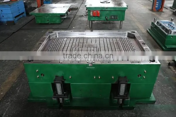Custom big plastic bin mould