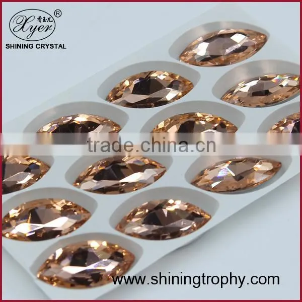 2015 high quality cheap rhinestone brooches beads