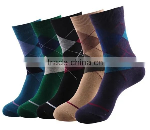 Latest Design Fashion Men Multicolor Geometric Soft Cotton Casual Dress Socks