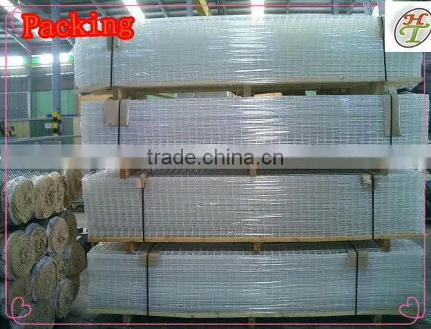 3.00mm diameter 50 by 200mm mesh size Galvanized PVC finish welded mesh fence panel