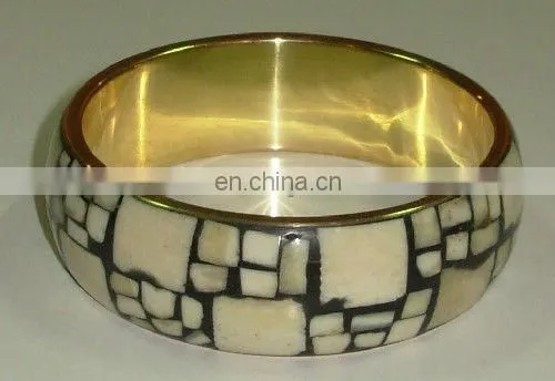 Fashion brass bangle