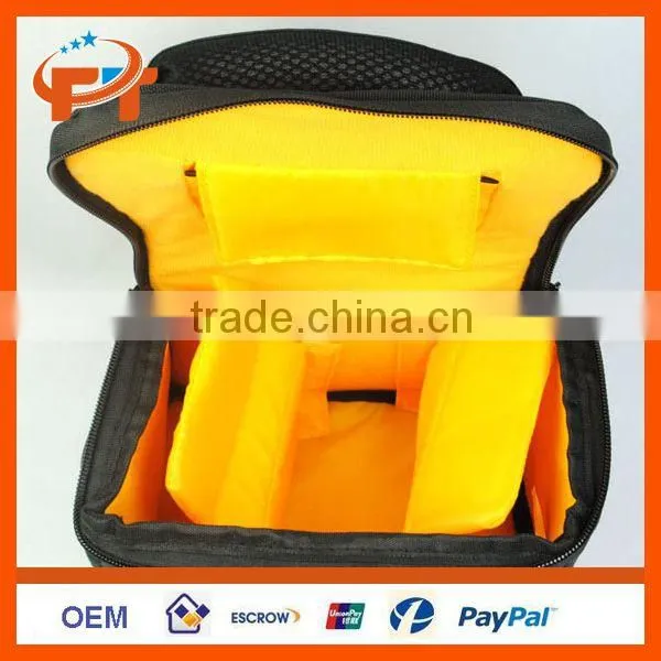Shoulder Bag for Digital Cameras/Camcorders - Black