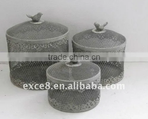 110579WE-Metal mesh flower storage basket