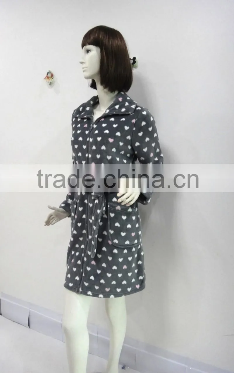 Lovely bind lapel loveing heart gray robe with two big pockets woman