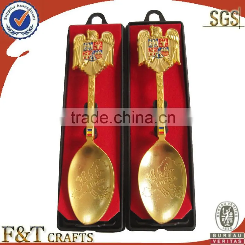 Zinc alloy high quality pearl gold soft enamel spoon/metalspoon